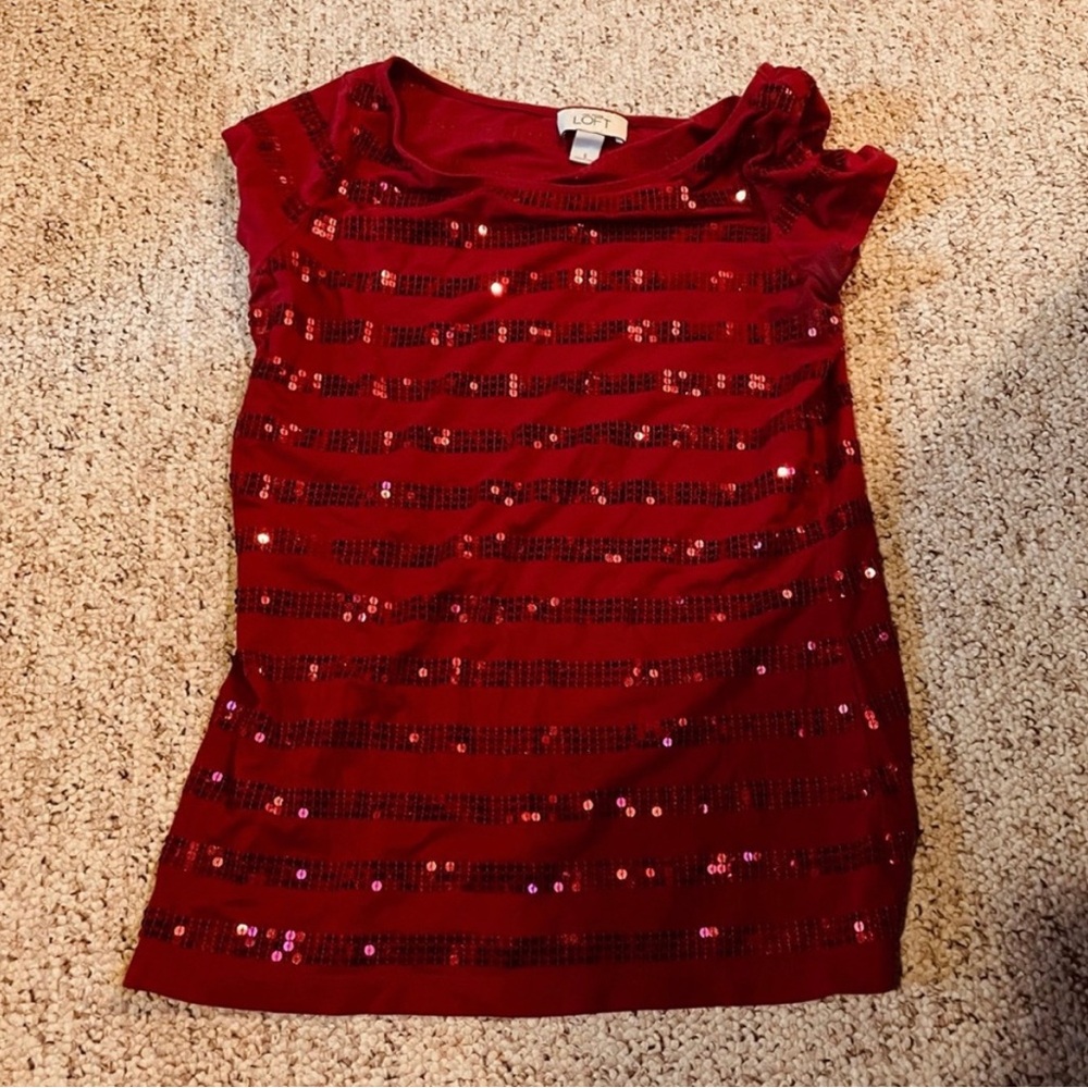 Loft blouse red sequen size s/m
